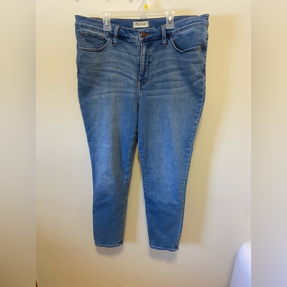 Madewell 10” Roadtripper jeans medium wash 30P - Picture 2 of 4